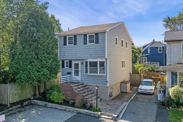 $680,000 | 31 Lincoln Park, Marblehead, MA 01945