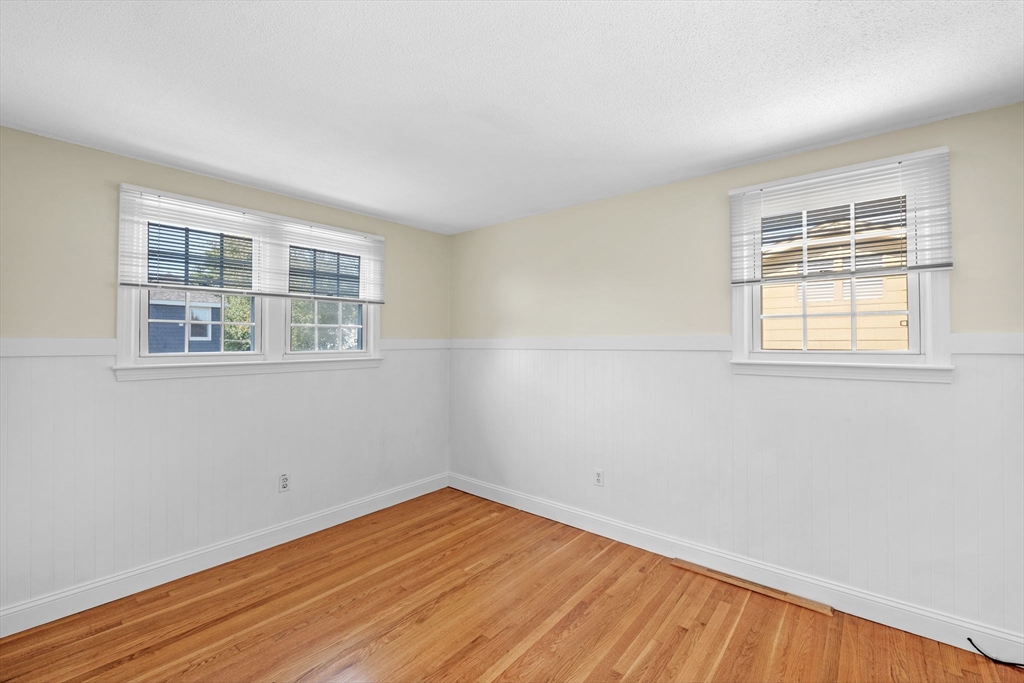 31 Lincoln Park Marblehead, MA 01945 - Photo 19 of 32