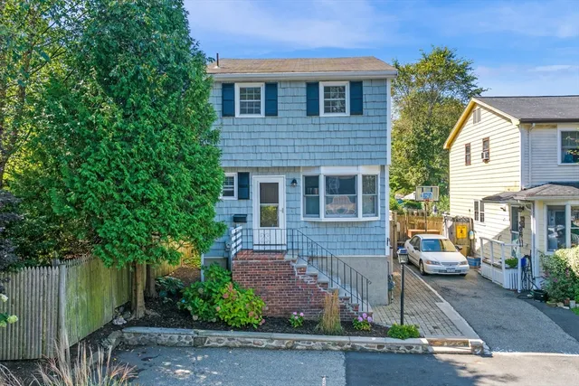 $680,000 | 31 Lincoln Park, Marblehead, MA 01945