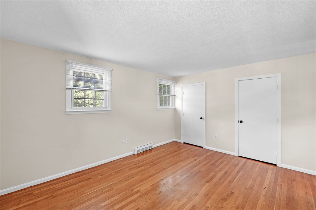 31 Lincoln Park Marblehead, MA 01945 - Photo 22 of 32