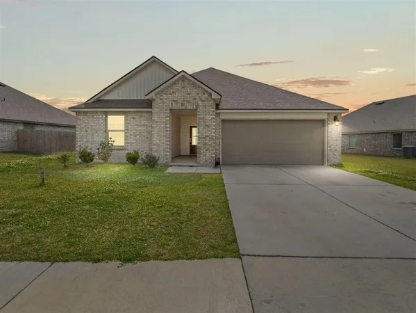 $259,000 | 784 Gold Finch Way, Lake Charles, LA 70611