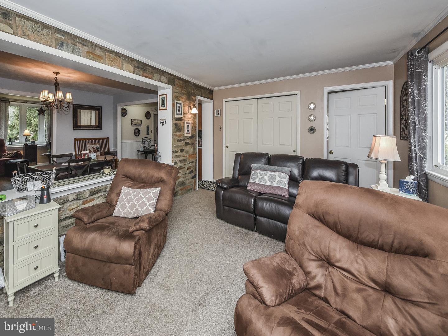 1074 Sorrel Road Huntingdon Valley, PA 19006 - Photo 12 of 22 Gallery Image 12