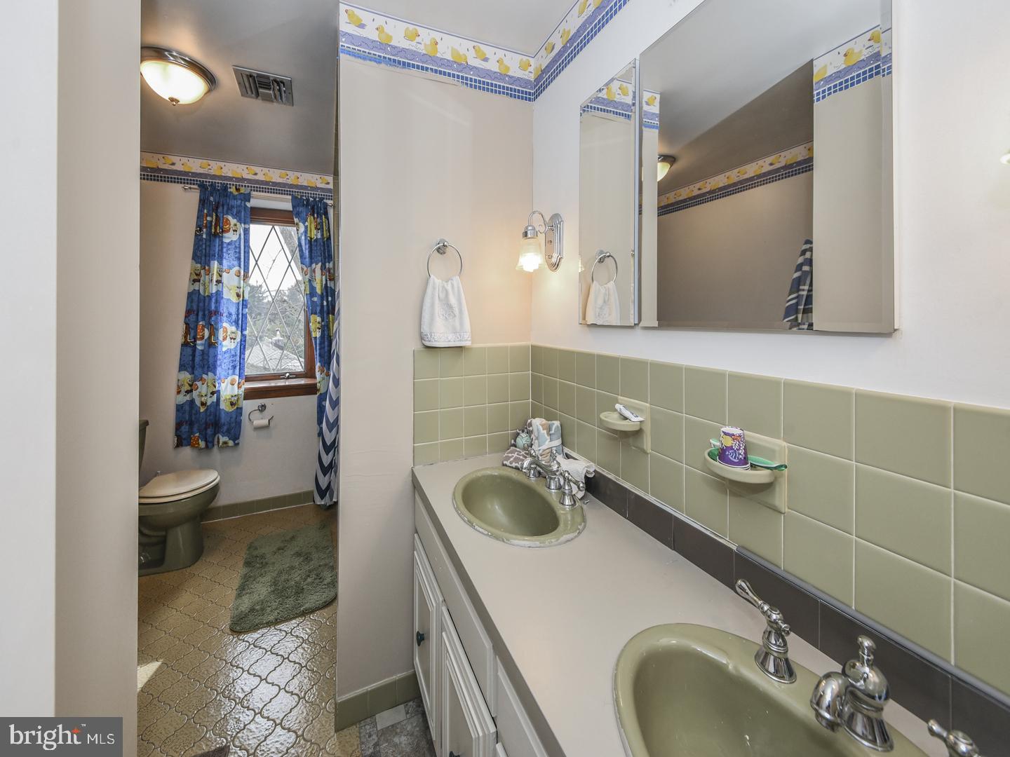 1074 Sorrel Road Huntingdon Valley, PA 19006 - Photo 19 of 22 Gallery Image 19
