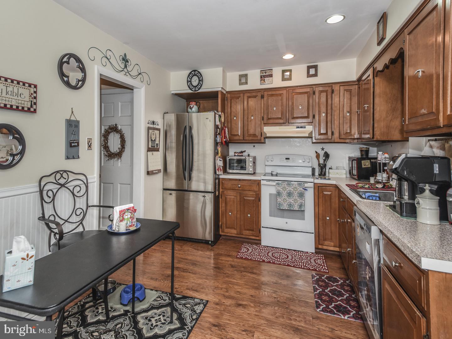 1074 Sorrel Road Huntingdon Valley, PA 19006 - Photo 10 of 22 Gallery Image 10