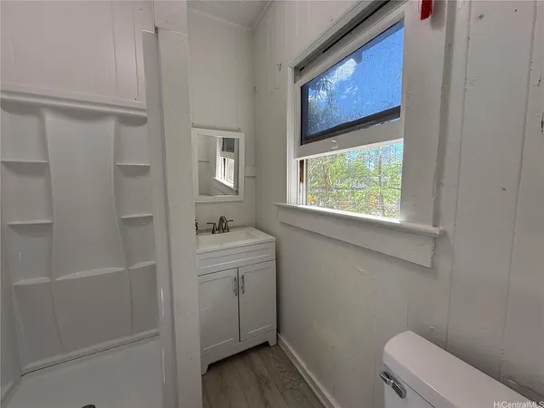 $1,500 | 848 McCully Street, Unit B, Honolulu, HI 96826