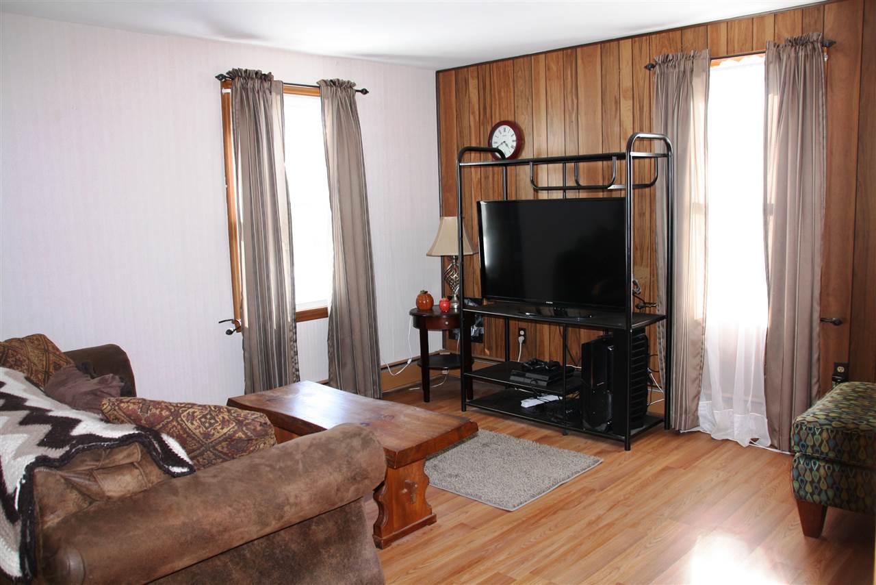 16 Newton Street Proctor, VT 05765 - Photo 2 of 12 Gallery Image 2