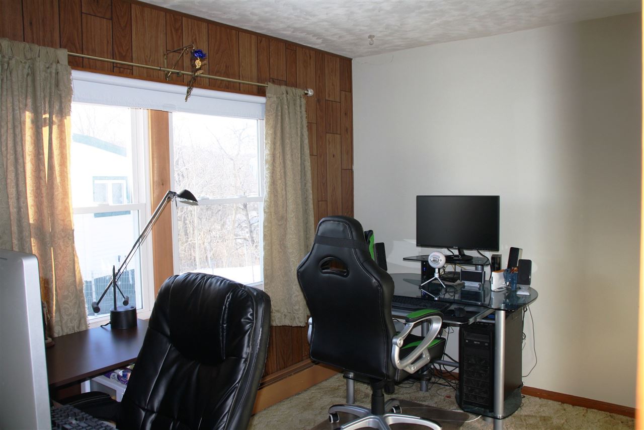 16 Newton Street Proctor, VT 05765 - Photo 6 of 12 Gallery Image 6