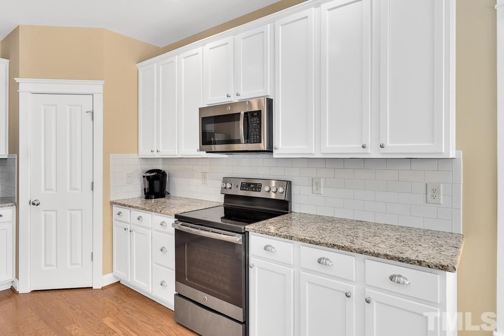 216 Frontgate Drive Cary, NC 27519 - Photo 13 of 30