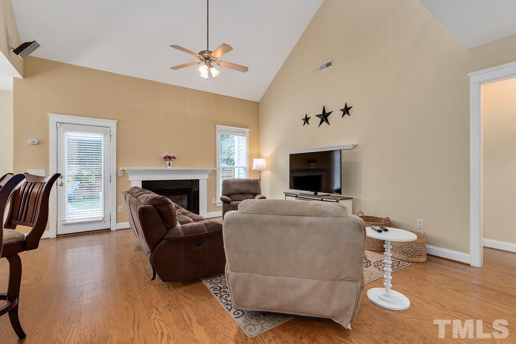 216 Frontgate Drive Cary, NC 27519 - Photo 8 of 30