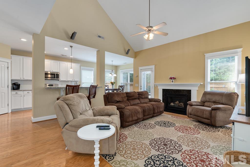 216 Frontgate Drive Cary, NC 27519 - Photo 9 of 30