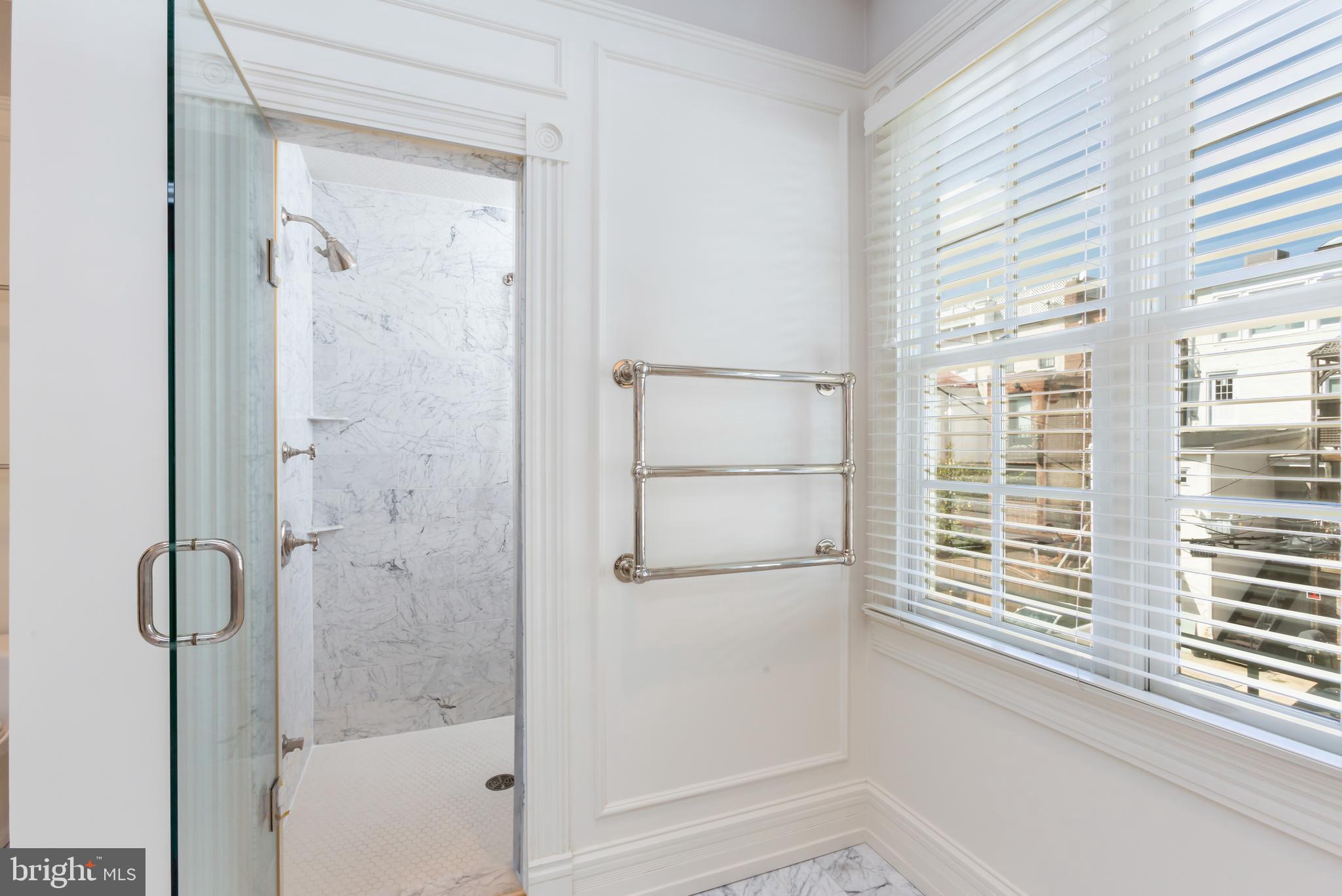 2015 Hillyer Place Northwest Washington, DC 20009 - Photo 13 of 24 Gallery Image 13