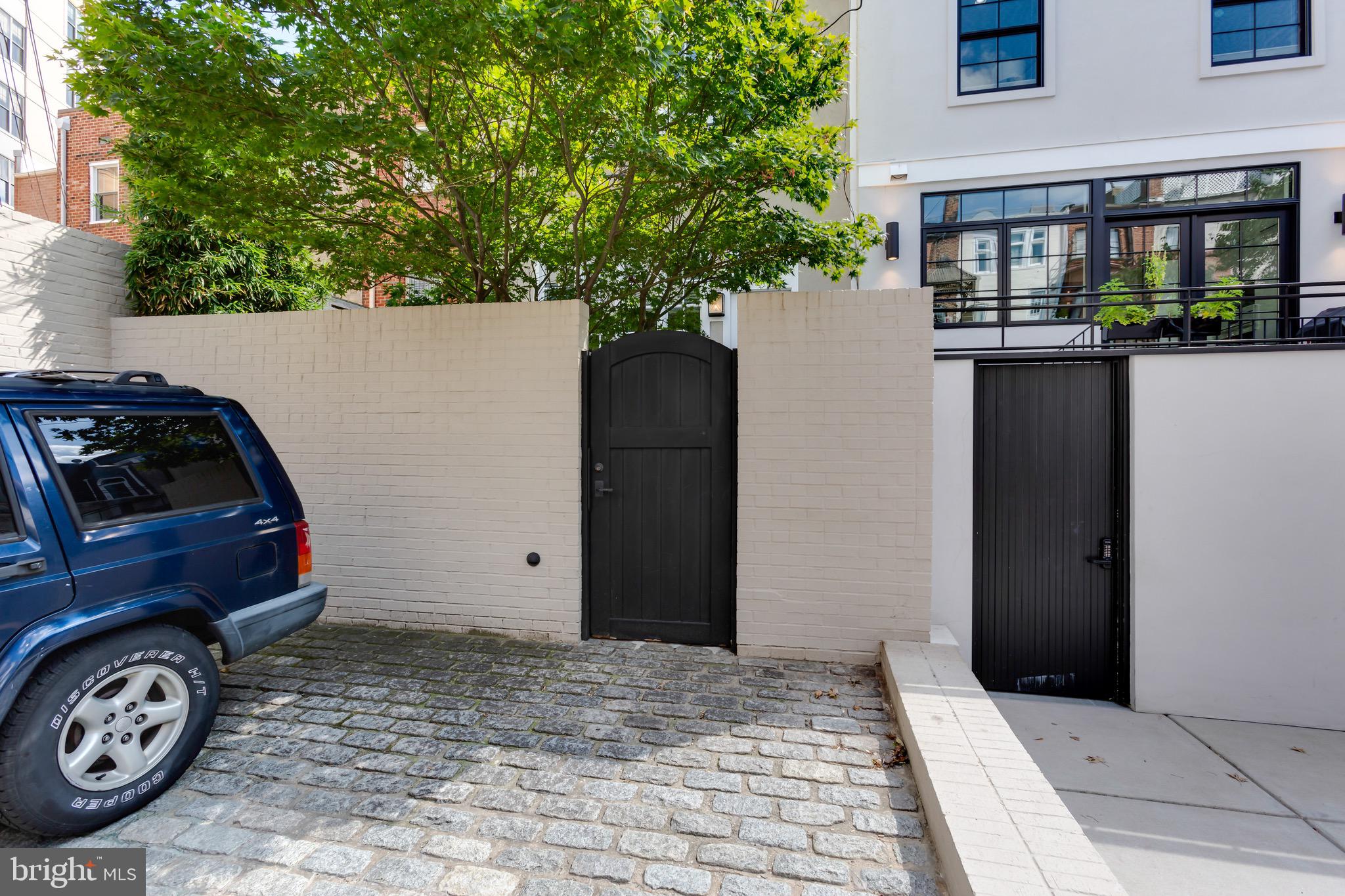 2015 Hillyer Place Northwest Washington, DC 20009 - Photo 23 of 24 2-Car Parking