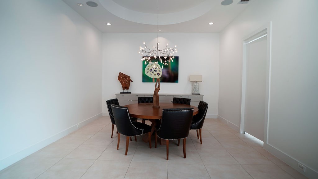 3308 North MacGregor Way Houston, TX 77004 - Photo 16 of 46 Dining room with built in buffet