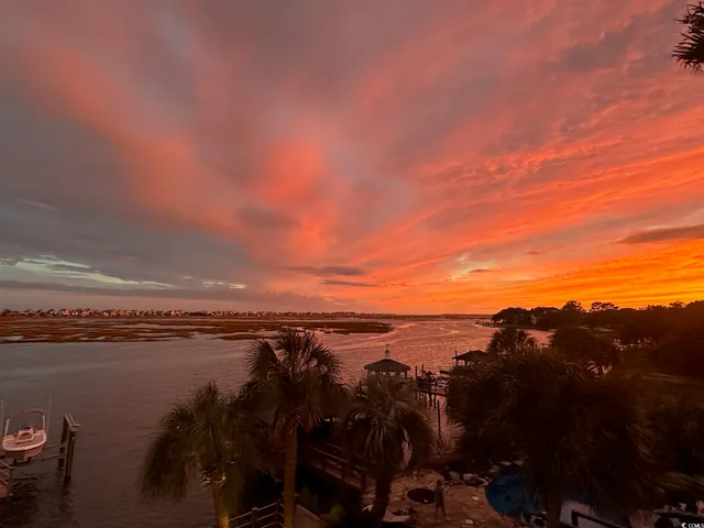 $2,790,000 | 636 North Creekside Drive, Murrells Inlet, SC 29576