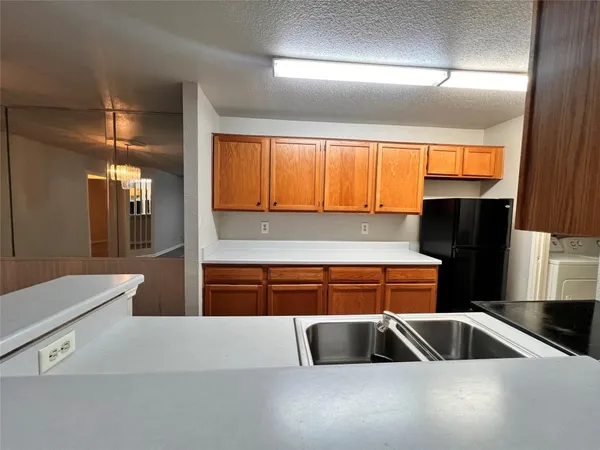 $1,250 | 10661 Braes Bend Drive, Houston, TX 77071