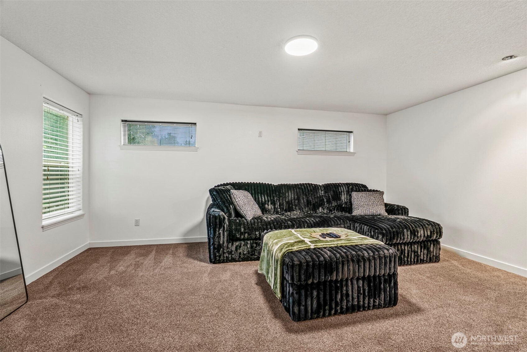 70 Crown Point Road Longview, WA 98632 - Photo 15 of 33 a living room with furniture a couch and a window