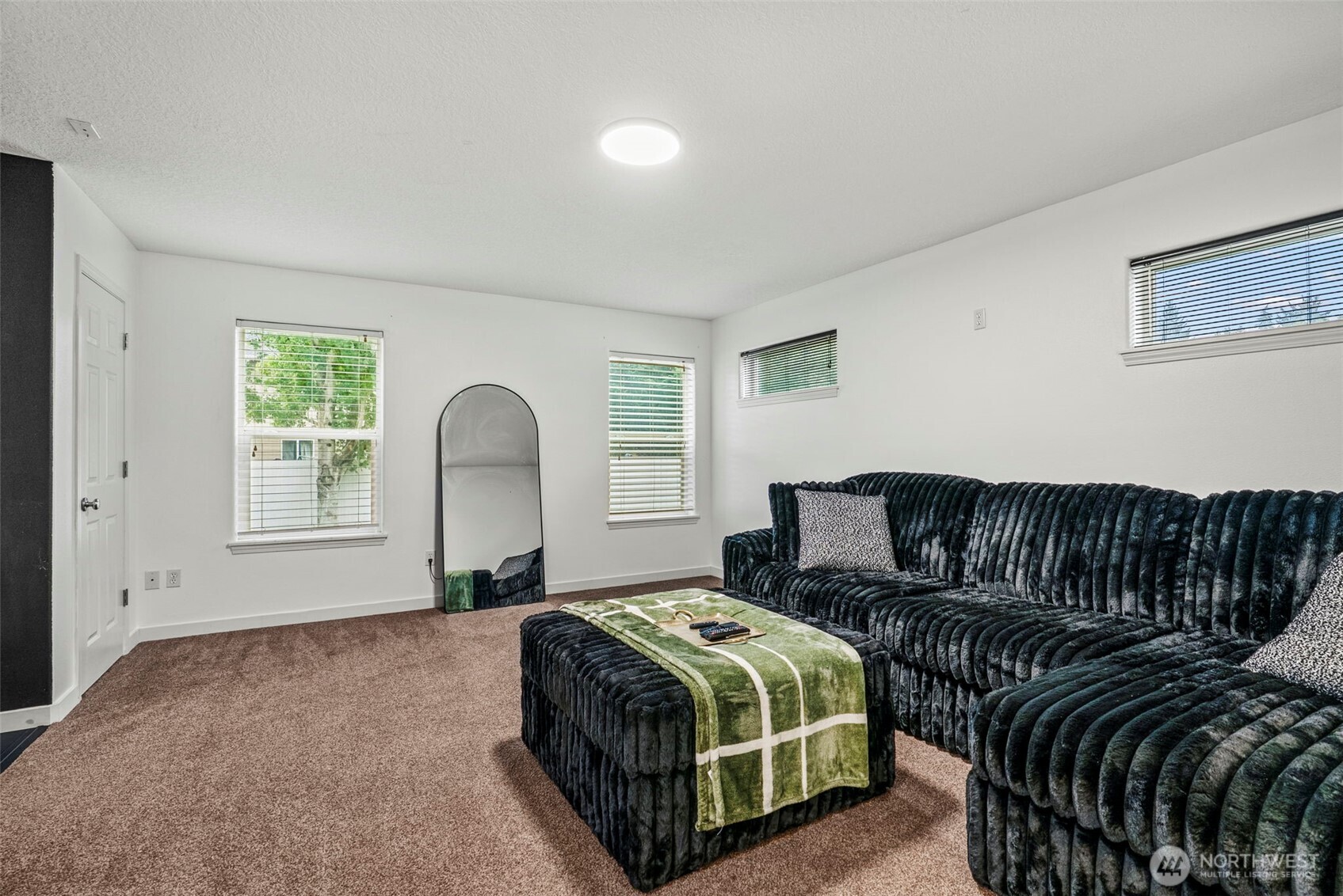 70 Crown Point Road Longview, WA 98632 - Photo 16 of 33 a spacious bedroom with a bed and a window