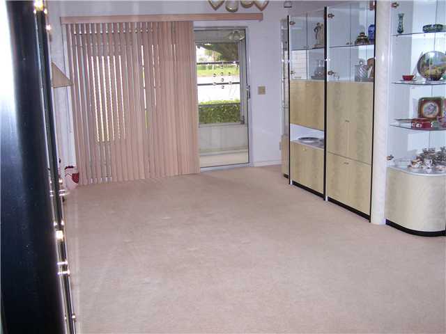 1073 Guildford East, Unit 1073 Boca Raton, FL 33434 - Photo 5 of 14 Additional Photo