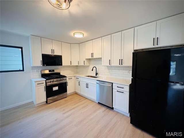 $246,000 | 2555 Guildford Drive, Florissant, MO 63033