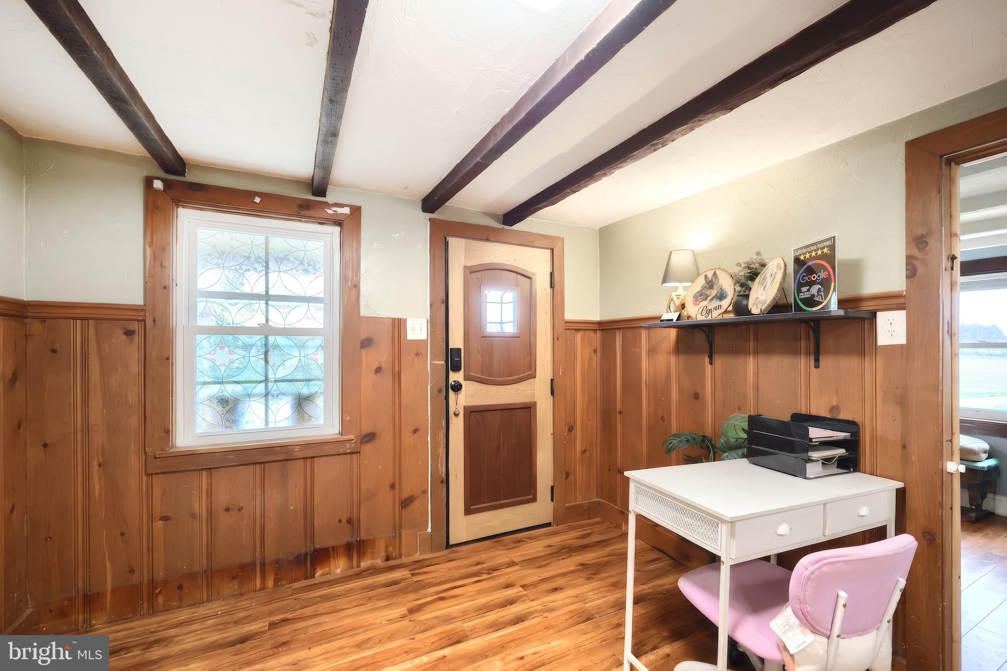 1111 Richmond Road Red Lion, PA 17356 - Photo 22 of 57 a room with furniture and window