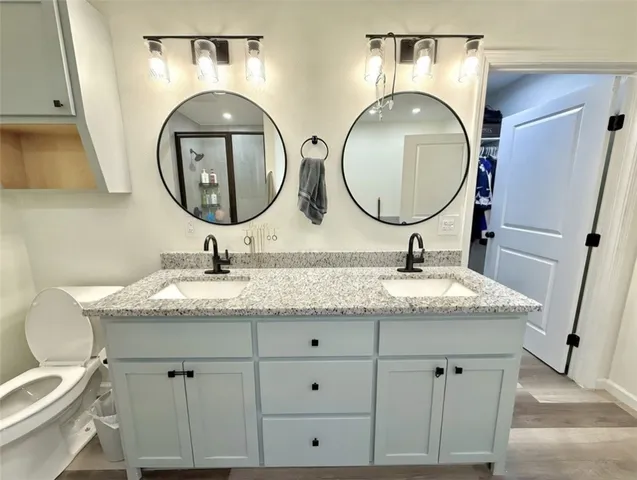 $305,000 | 1704 North Hoover Avenue, Cameron, TX 76520