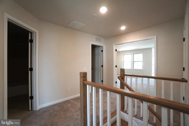 $4,100 | 612 America Drive, Horsham, PA 19044