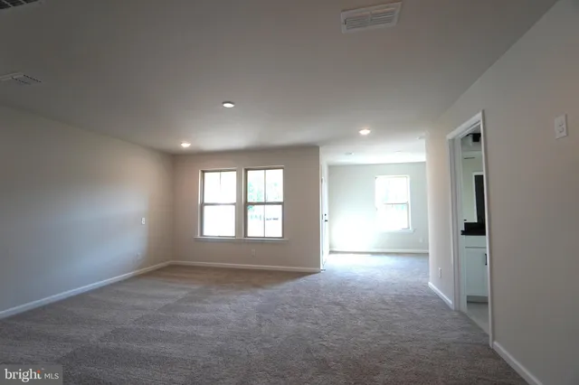 $4,100 | 612 America Drive, Horsham, PA 19044