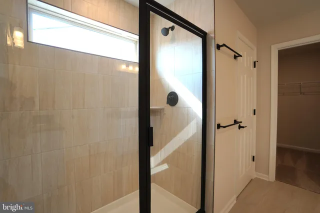 $4,100 | 612 America Drive, Horsham, PA 19044