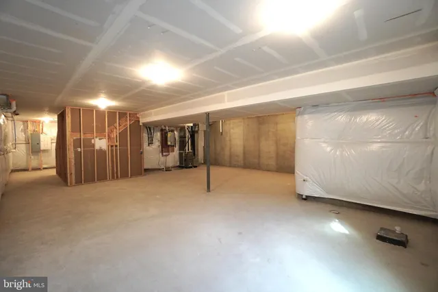 $4,100 | 612 America Drive, Horsham, PA 19044