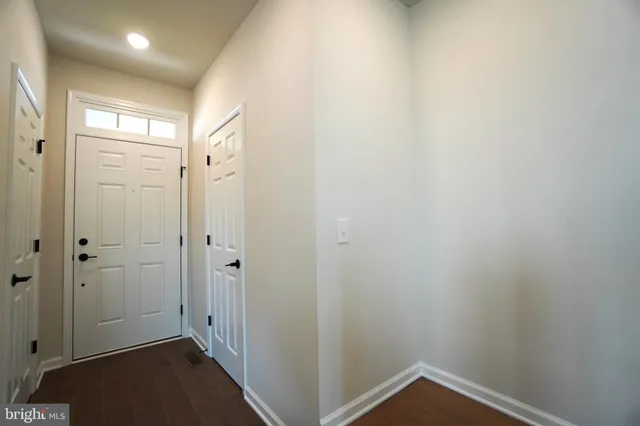 $4,100 | 612 America Drive, Horsham, PA 19044