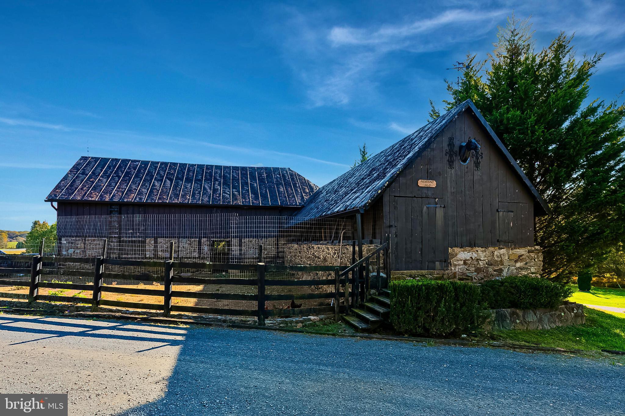 1610 Delaplane Grade Road Upperville, VA 20184 - Photo 49 of 123 Old Silo barn with four foaling stalls