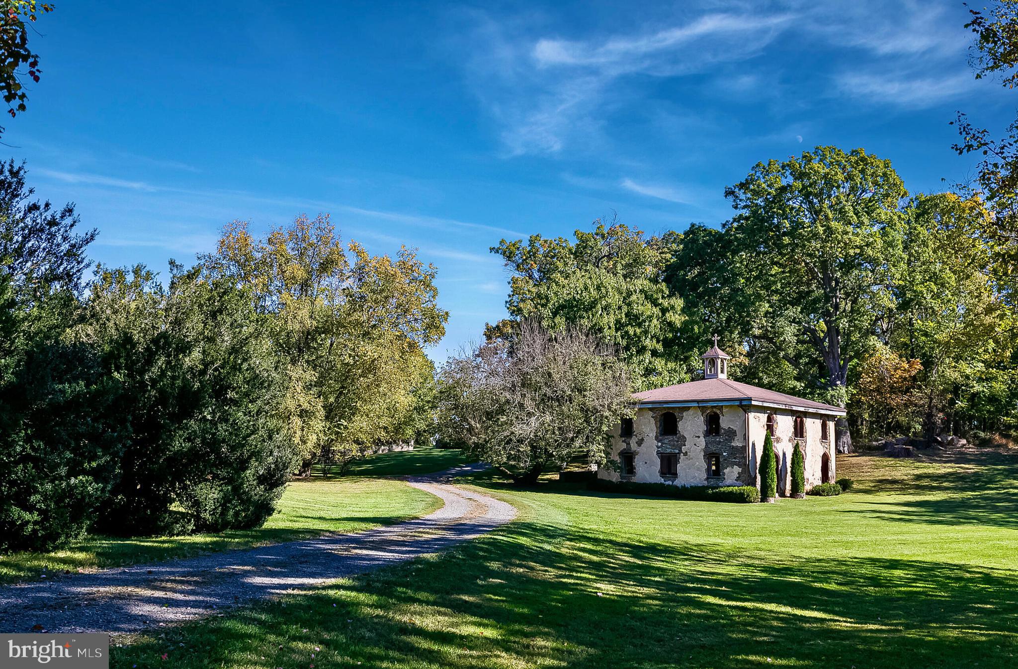 1610 Delaplane Grade Road Upperville, VA 20184 - Photo 54 of 123 Driveway to cottages and chapel