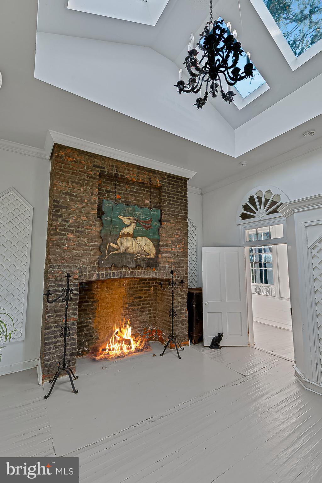 1610 Delaplane Grade Road Upperville, VA 20184 - Photo 85 of 123 Entry from garage