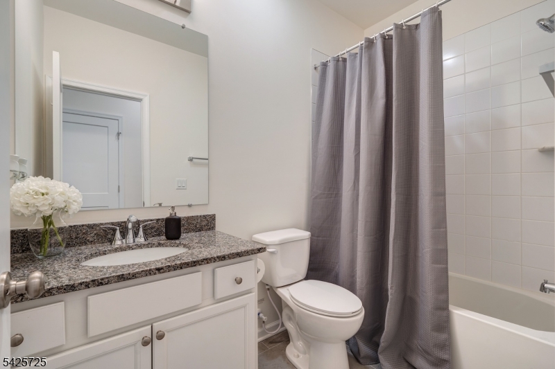 734 Station Road Dunellen, NJ 08812 - Photo 18 of 29