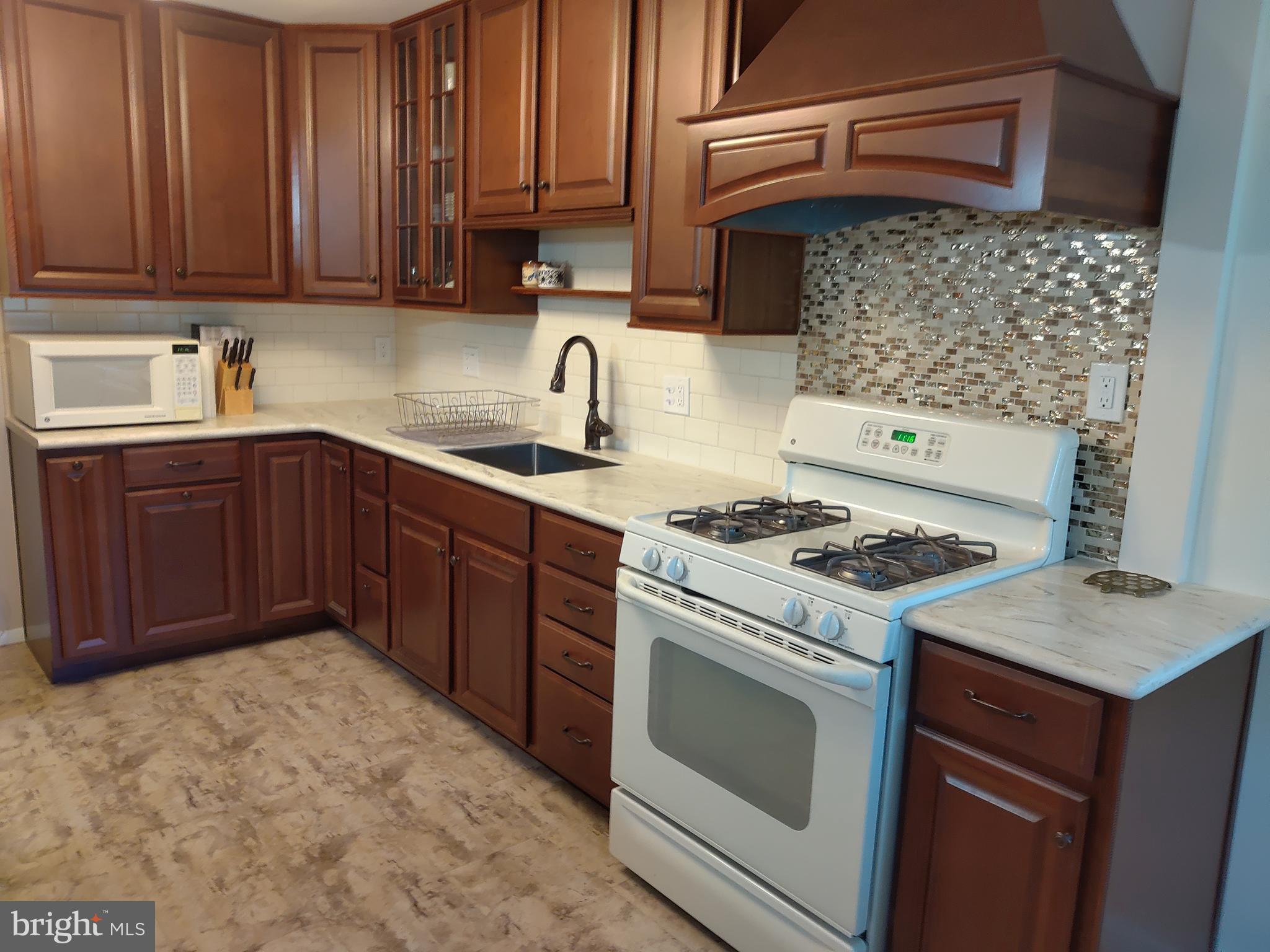 1115 Norwalk Road Philadelphia, PA 19115 - Photo 11 of 13