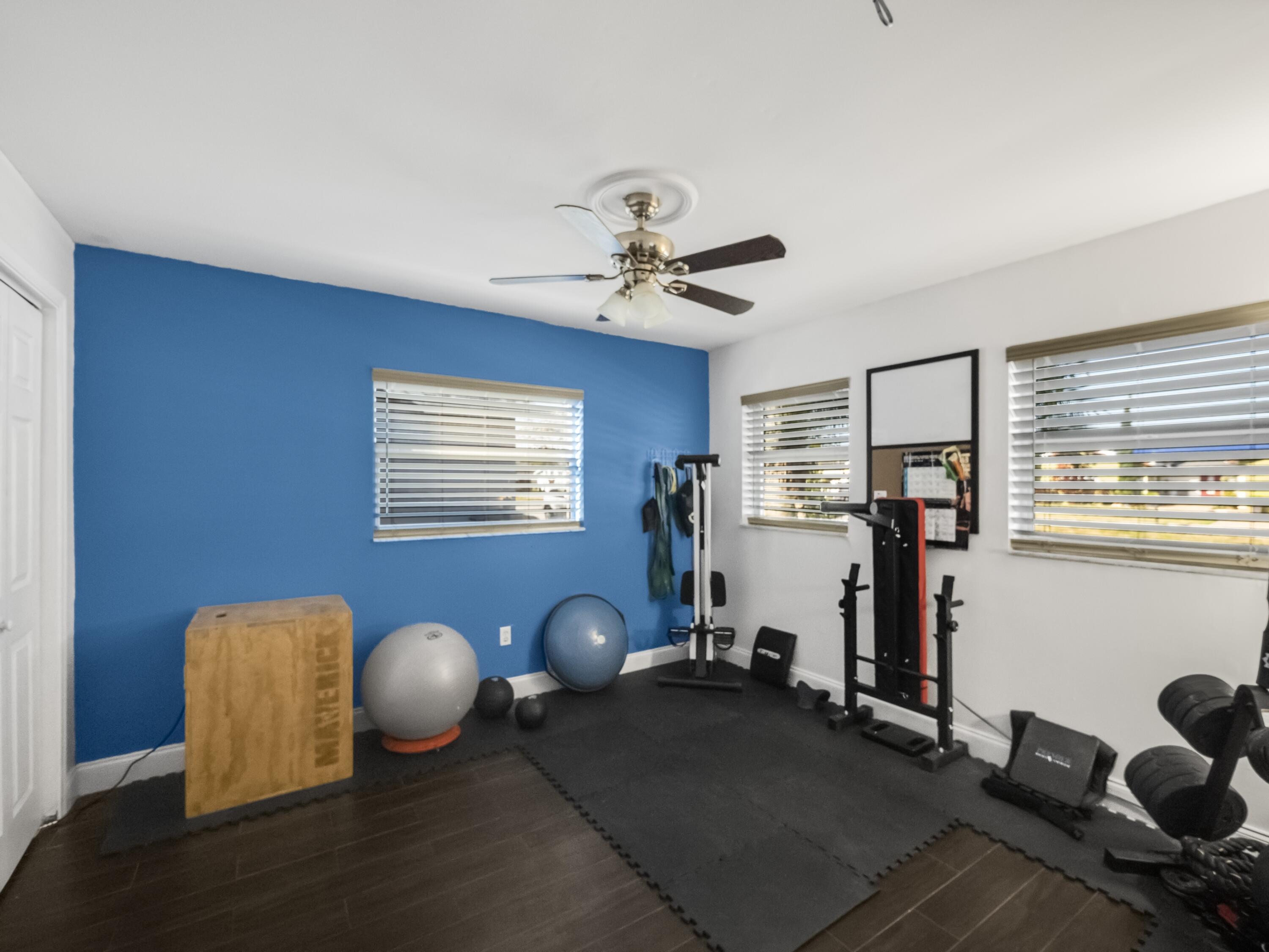 22422 Southwest 65th Avenue Boca Raton, FL 33428 - Photo 7 of 13 007