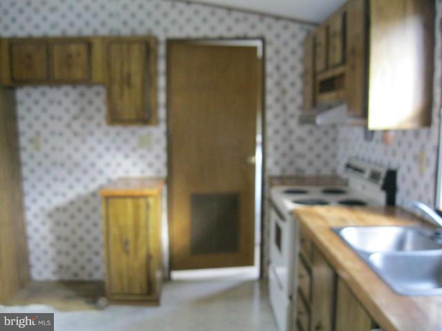 1009 Bush Road Abingdon, MD 21009 - Photo 6 of 18 Kitchen