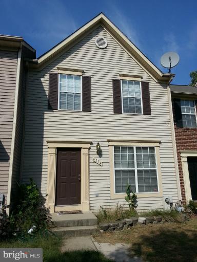 6174 Silver Arrows Way Columbia, MD 21045 - Photo 25 of 25 a front view of a house