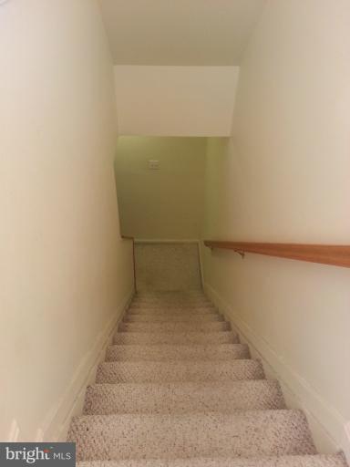 6174 Silver Arrows Way Columbia, MD 21045 - Photo 5 of 25 a view of entryway