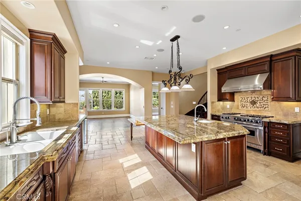 $3,750,000 | 18 Via Cima, San Clemente, CA 92672