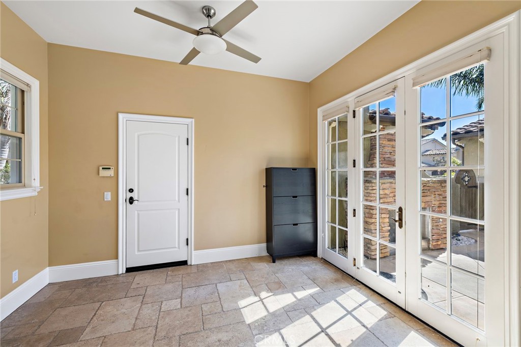 18 Via Cima San Clemente, CA 92672 - Photo 17 of 47