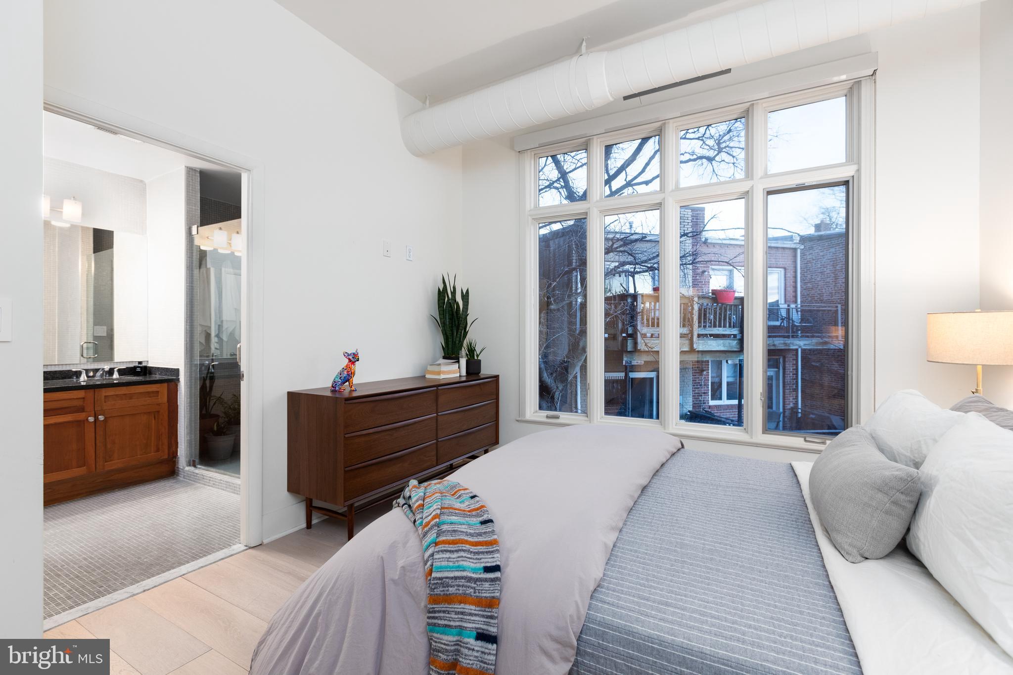 1700 Kalorama Road Northwest, Unit 311 Washington, DC 20009 - Photo 25 of 48 Primary Bedroom with loads of closet space.