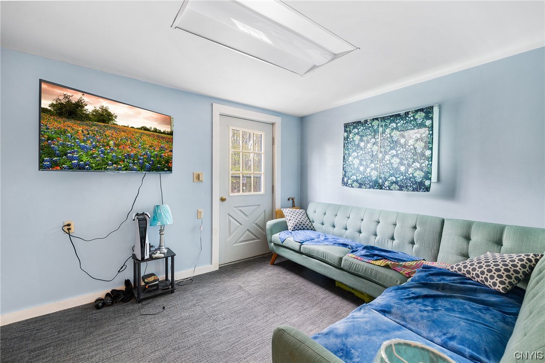 7849 Foster Road Clay, NY 13090 - Photo 25 of 37