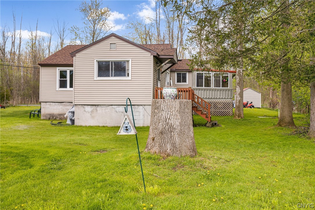 7849 Foster Road Clay, NY 13090 - Photo 5 of 37