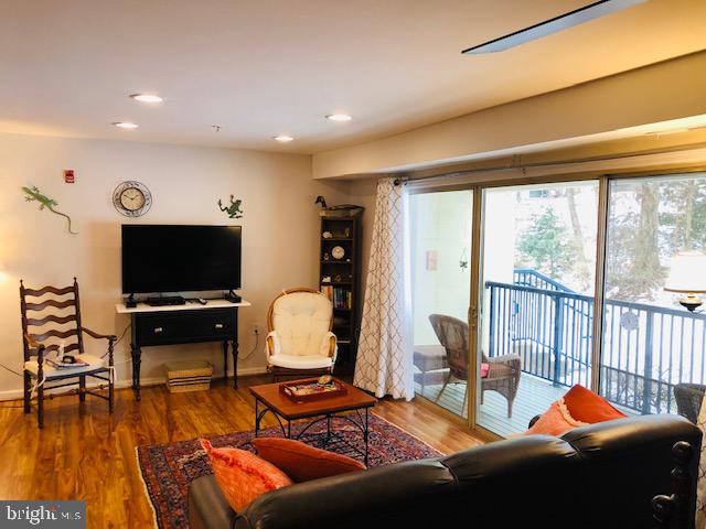 1004 Primrose Road, Unit 201 Annapolis, MD 21403 - Photo 7 of 15 Gallery Image 7