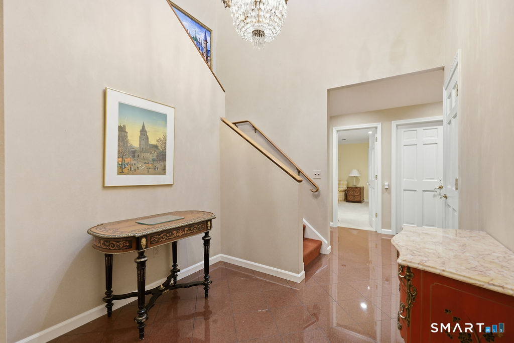 38 Cary Lane, Unit 38 Bloomfield, CT 06002 - Photo 4 of 36