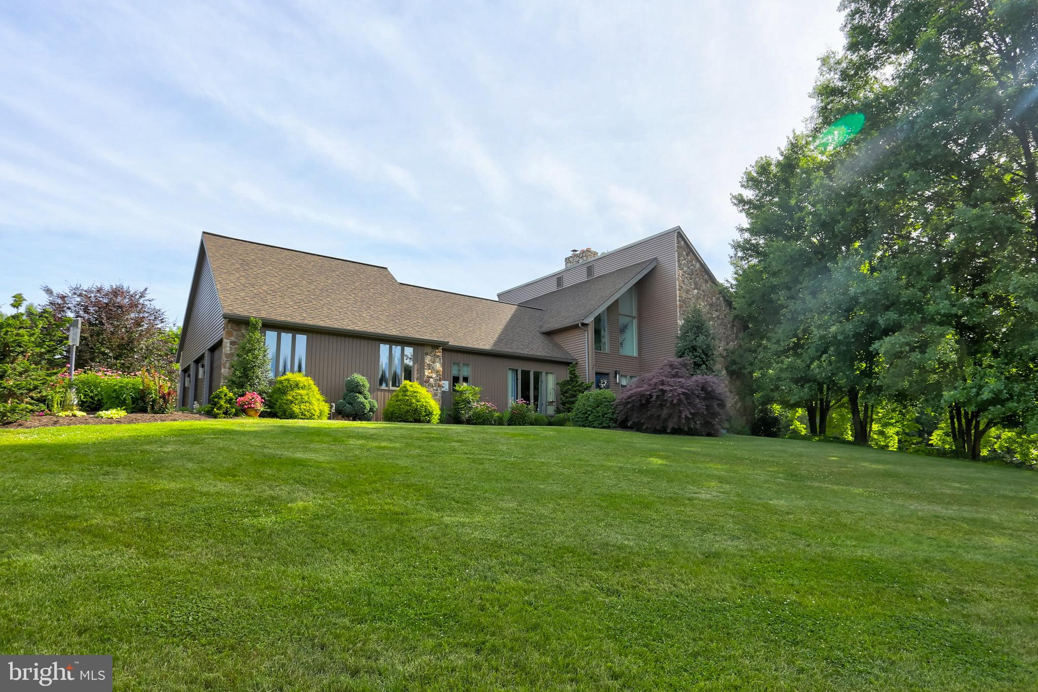 20 Hillside Road Stevens, PA 17578 - Photo 3 of 80 Gallery Image 3