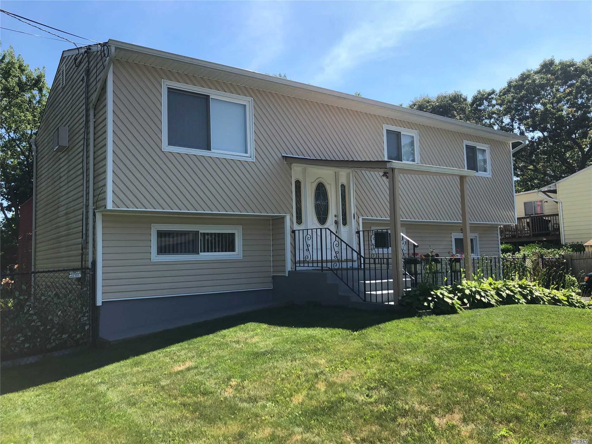 530 Hawkins Road Selden, NY 11784 - Photo 1 of 1 Gallery Image 1