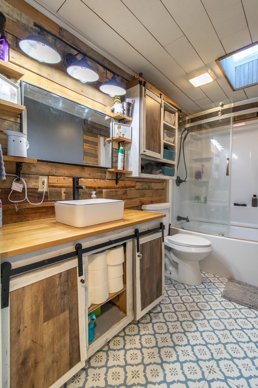 2477 Highway 5, Unit D19 Derby, VT 05829 - Photo 15 of 27