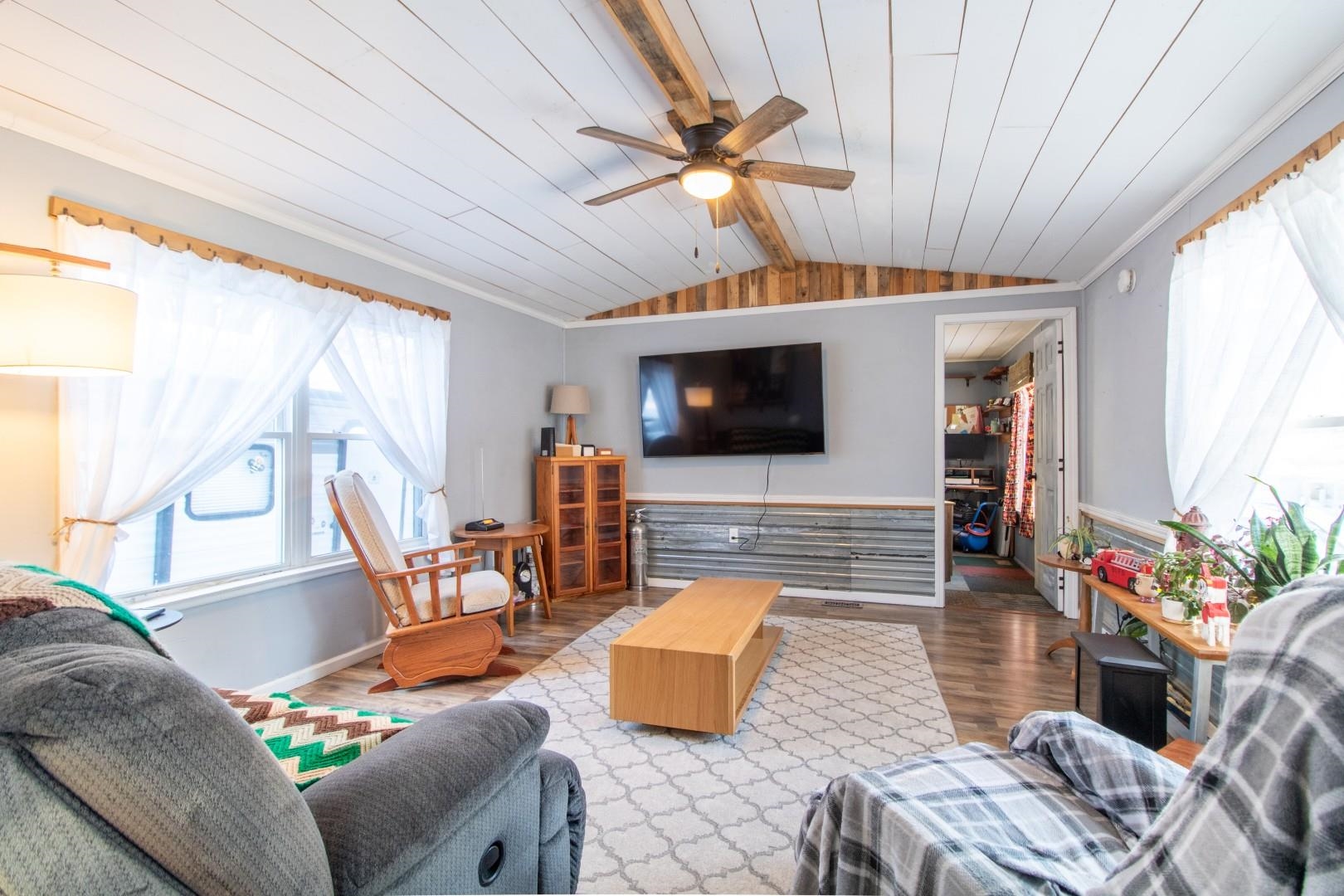 2477 Highway 5, Unit D19 Derby, VT 05829 - Photo 9 of 27